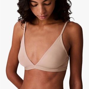 Calvin Klein lightly lined triangle bra